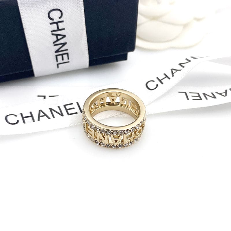 18K  Chanel Diamond Ring