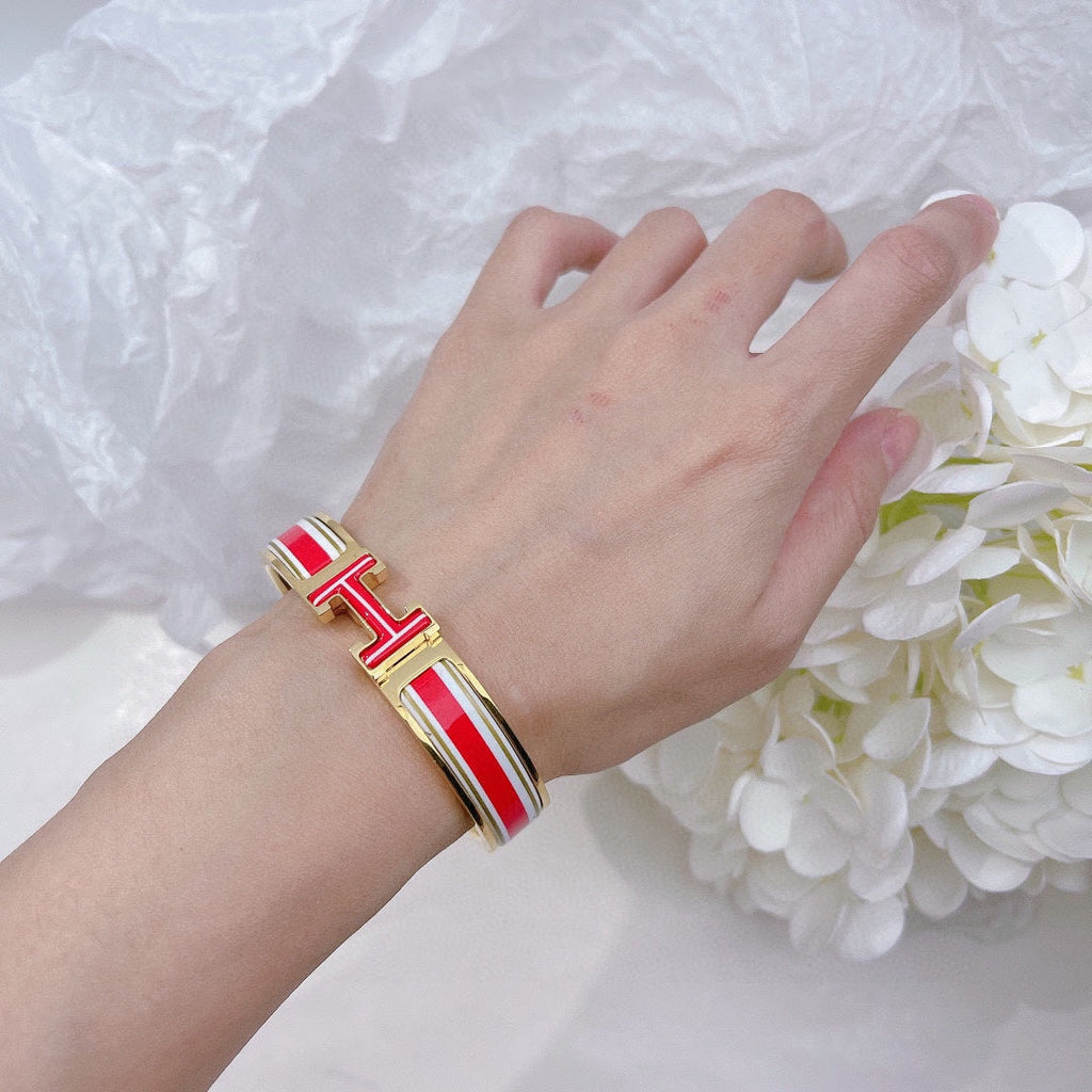 18K Clic Hermes Red & White Bracelet