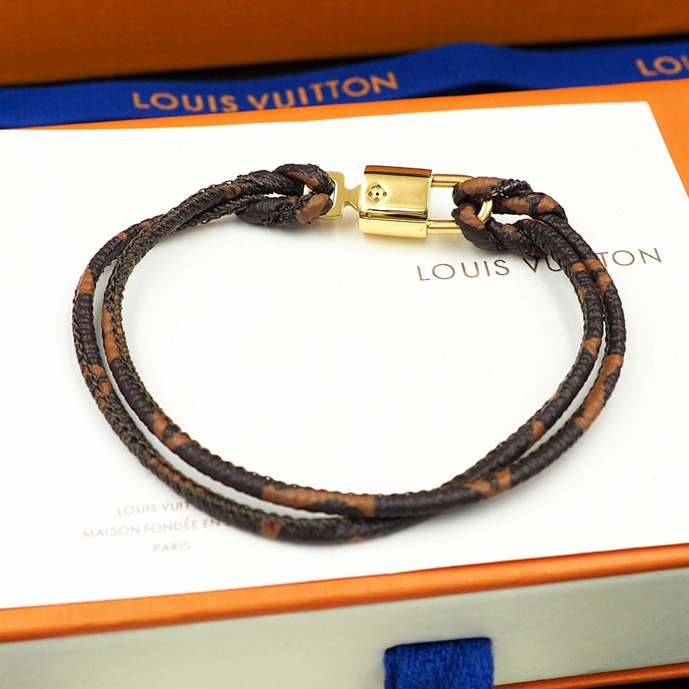 18K Louis Vuitton Lock It Again Bracelet
