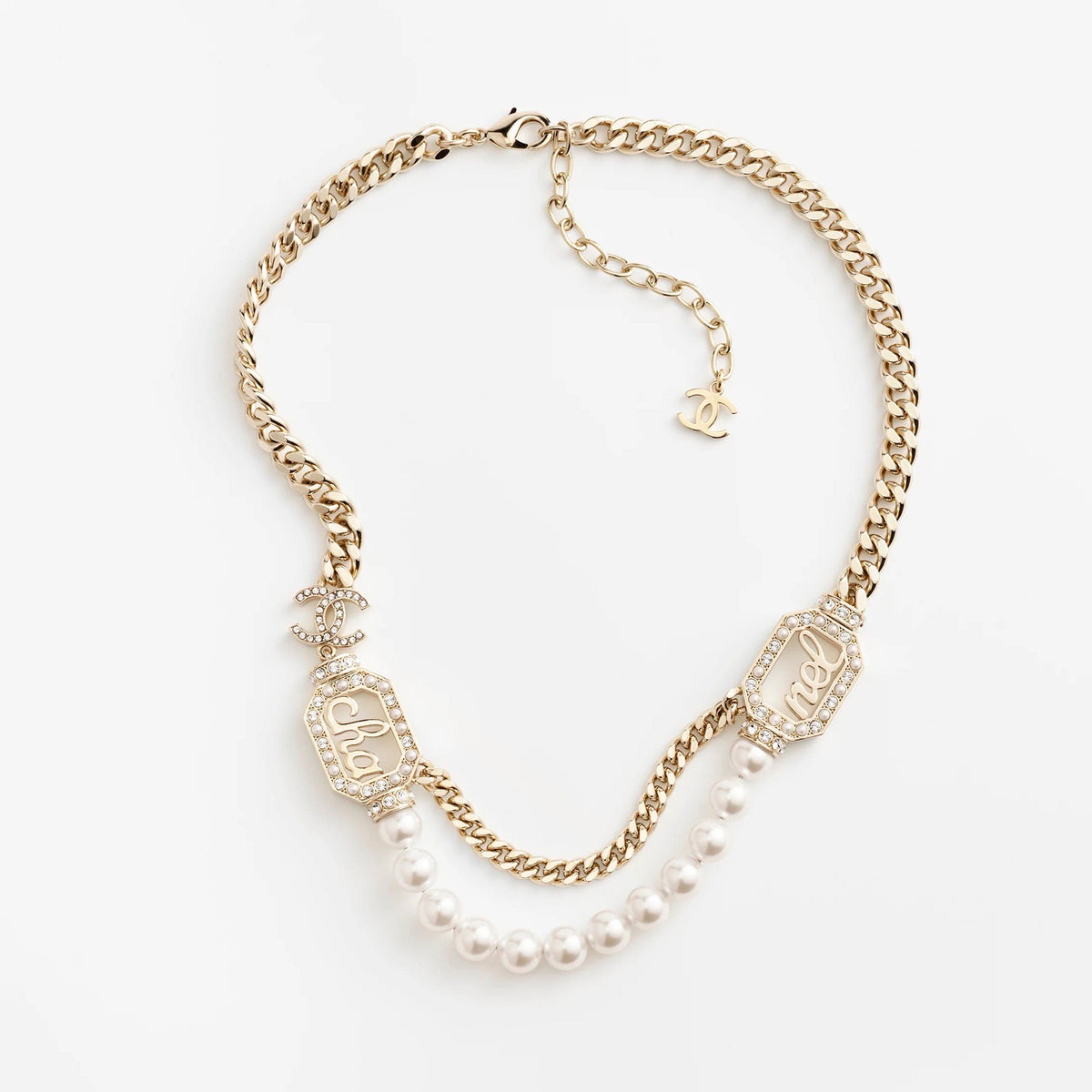 18K  Chanel Diamonds Necklace