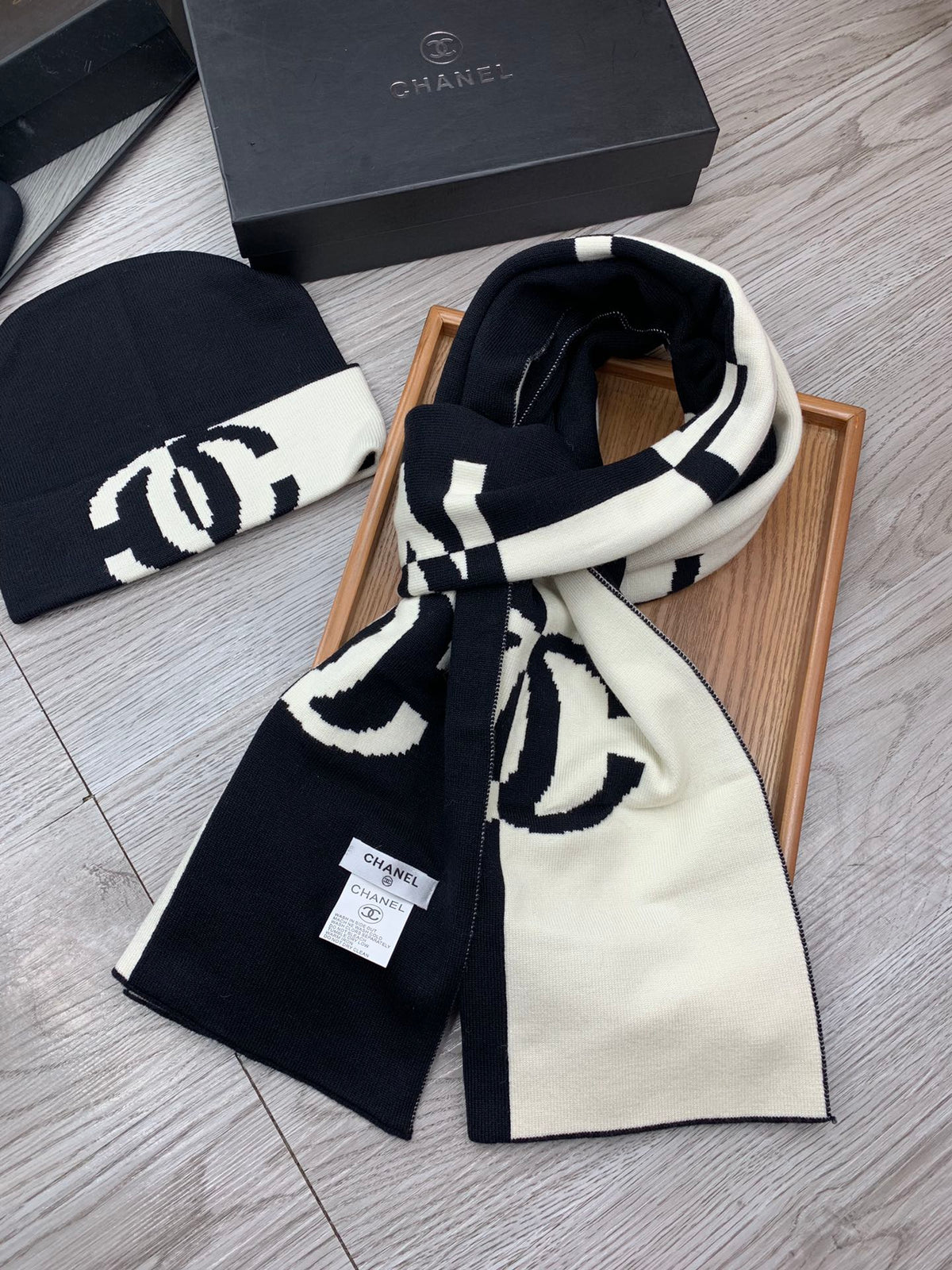 Beanie and Scarf Stylish two-piece set