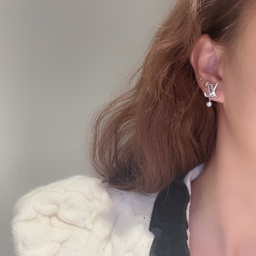 18K Louis Vuitton Diamond Earrings
