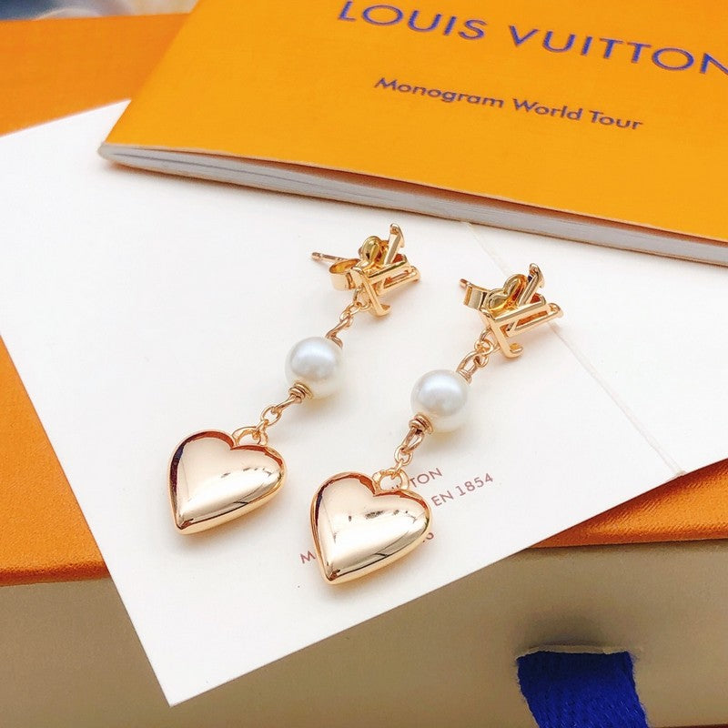 18K Louis Vuitton Heart Earrings