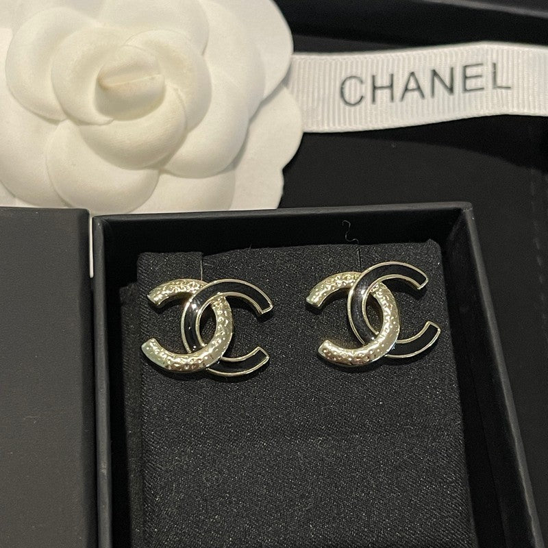 18K  Chanel 26C Black Gold Diamond Earrings