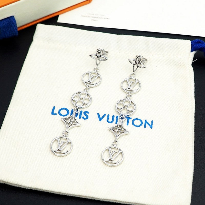 18K Louis Vuitton Lace Long Earrings