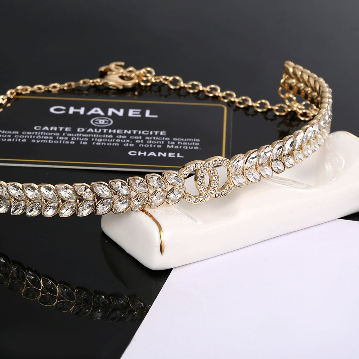 18K  Chanel Diamonds Choker Necklace
