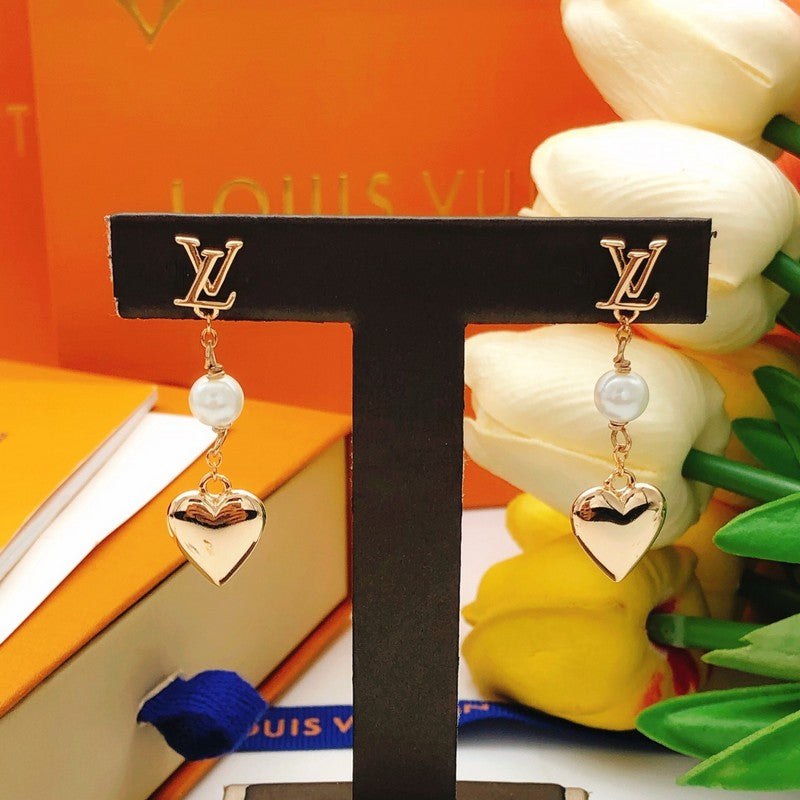 18K Louis Vuitton Heart Earrings