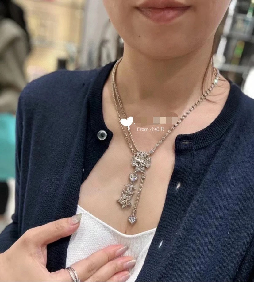 18K  Chanel Heart Crystals Chain Necklace