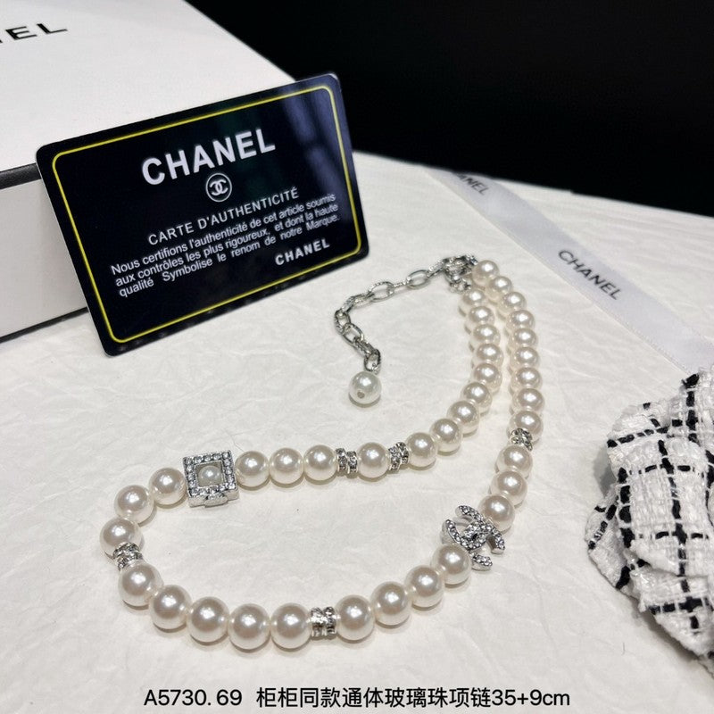 18K  Chanel Pearl Necklace